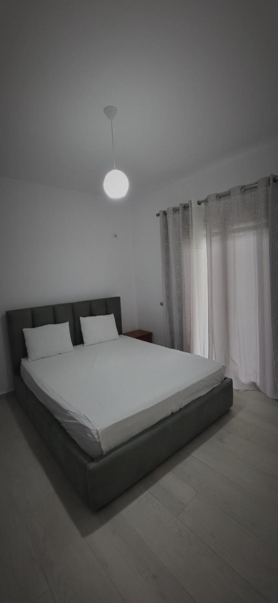 Eglent'S Tourist House Hotell Sarandë Exteriör bild