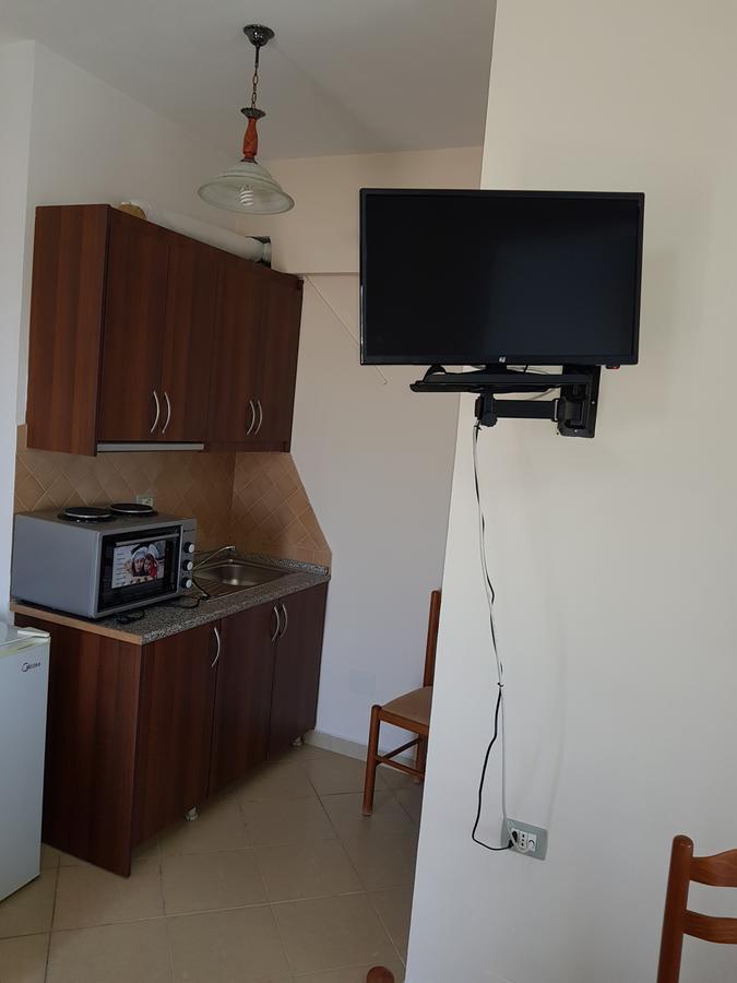 Eglent'S Tourist House Hotell Sarandë Exteriör bild